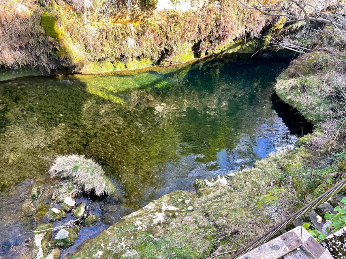 Appartamento Moulin De L'Oulette Soubes Esterno foto